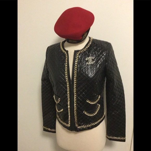 ‼️HOST PICK‼️🛑BRAVEHEART🛑Black Jacket Gold Chain Details - Picture 5 of 7